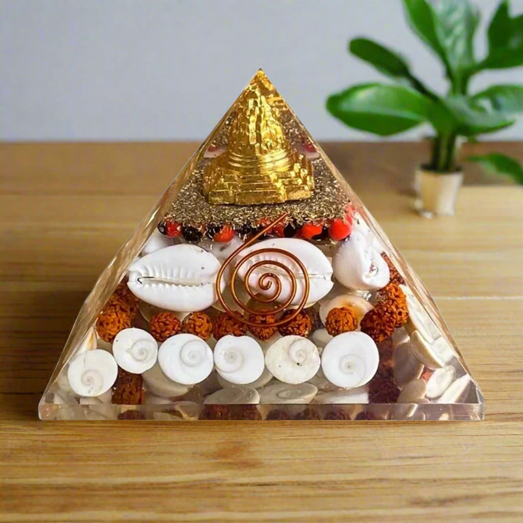 orgonite-laxmi-pyramid