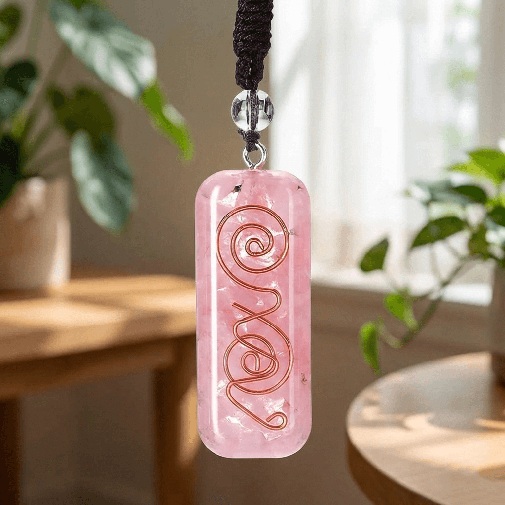 rose-quartz-oendant