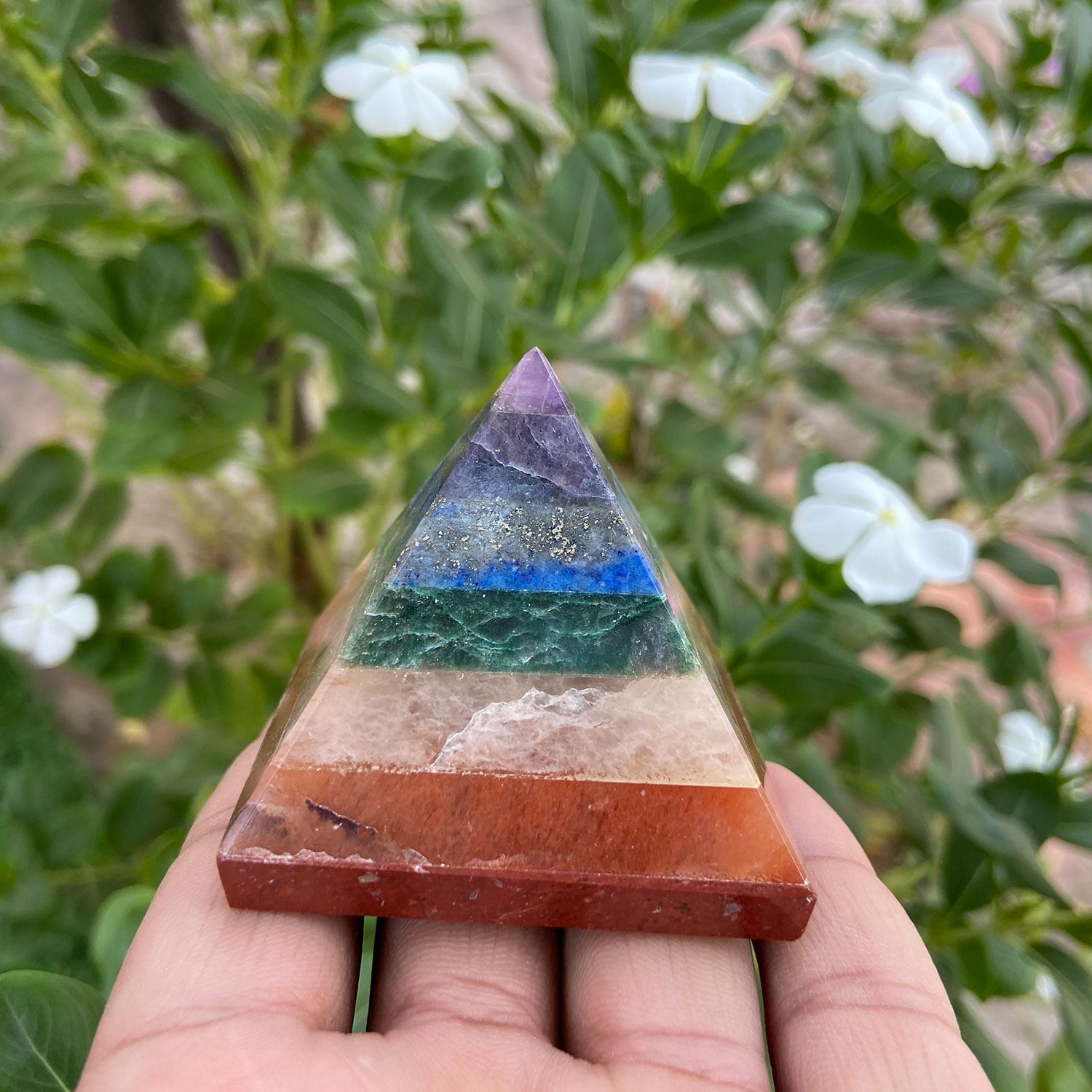 gemstone-pyramid-seven-chakra
