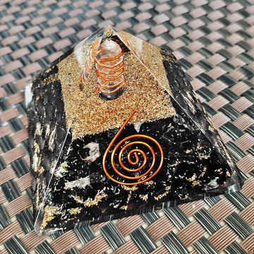 Black Tourmaline Orgone Pyramid Copper Coil